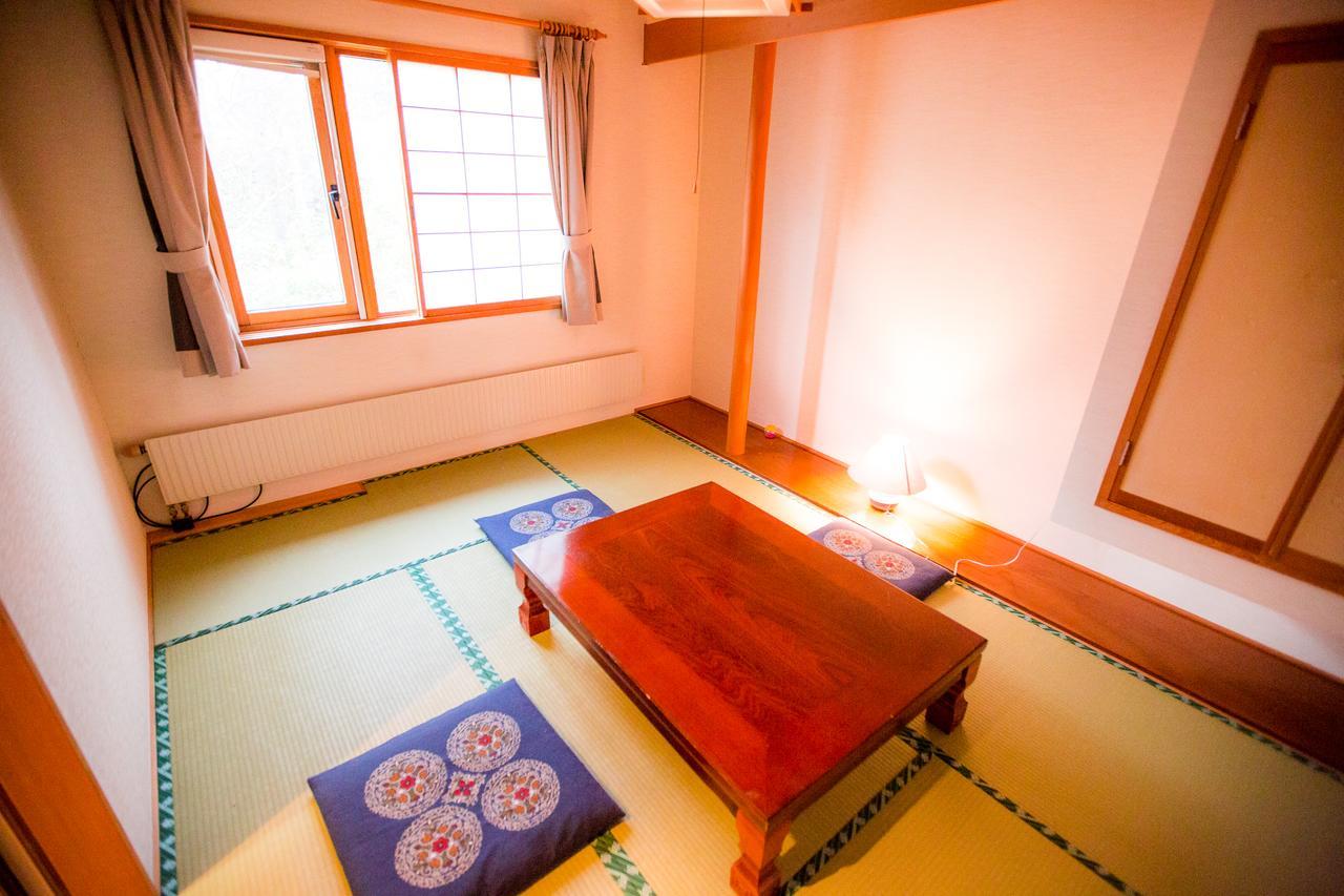 Rusutsu Lodges Pension Lilla Huset Niseko Exterior foto